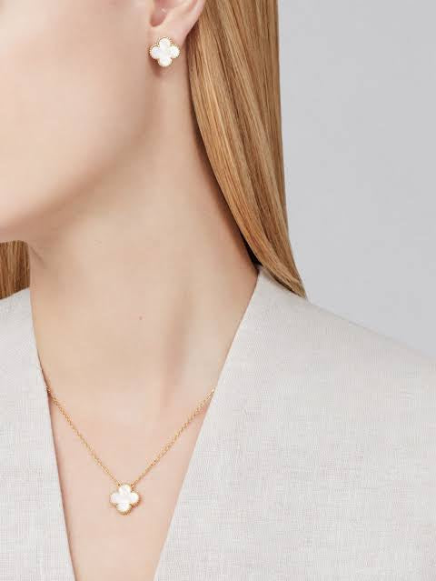 ARETES VN CLEEF LUXURY